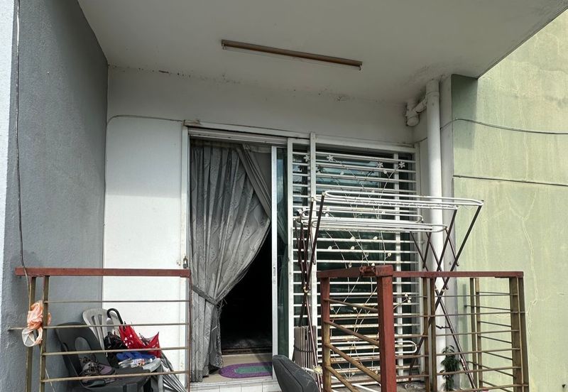 ANGGERIK COURT APARTMENT (PUTRA NILAI)