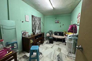 Flat PKNS, Seksyen 7