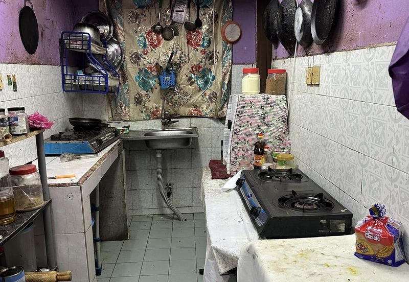 Flat PKNS, Seksyen 7