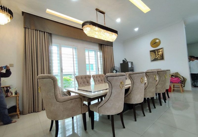 2 STOREY BUNGALOW WITH HUGE SPACE @ KUANG, SG BULOH