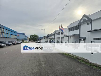 Taman Universiti Semi-D Factory For Sale, Johor, Skudai