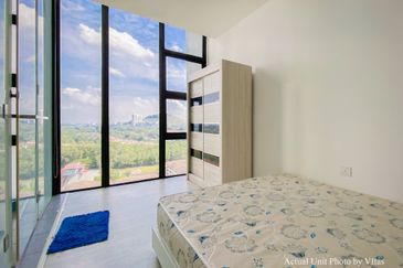 The Square @ One City