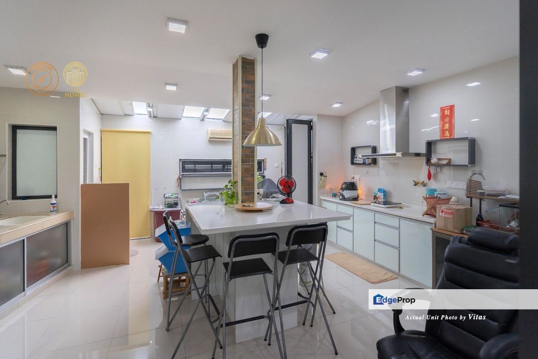 Jalan Kristal, Seksyen 7, Shah Alam - 2-Storey Terrace House for Sale, Selangor, Shah Alam