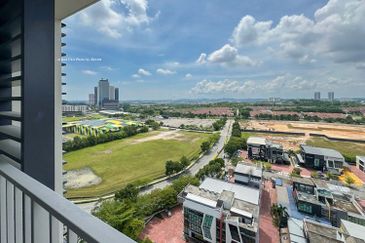 Sunsuria Forum @ 7th Avenue