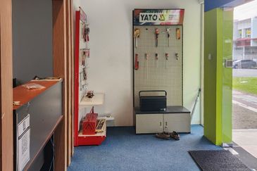 Putra Mahkota, Putra Heights - End-Lot Ground Floor Shop Lot to Let