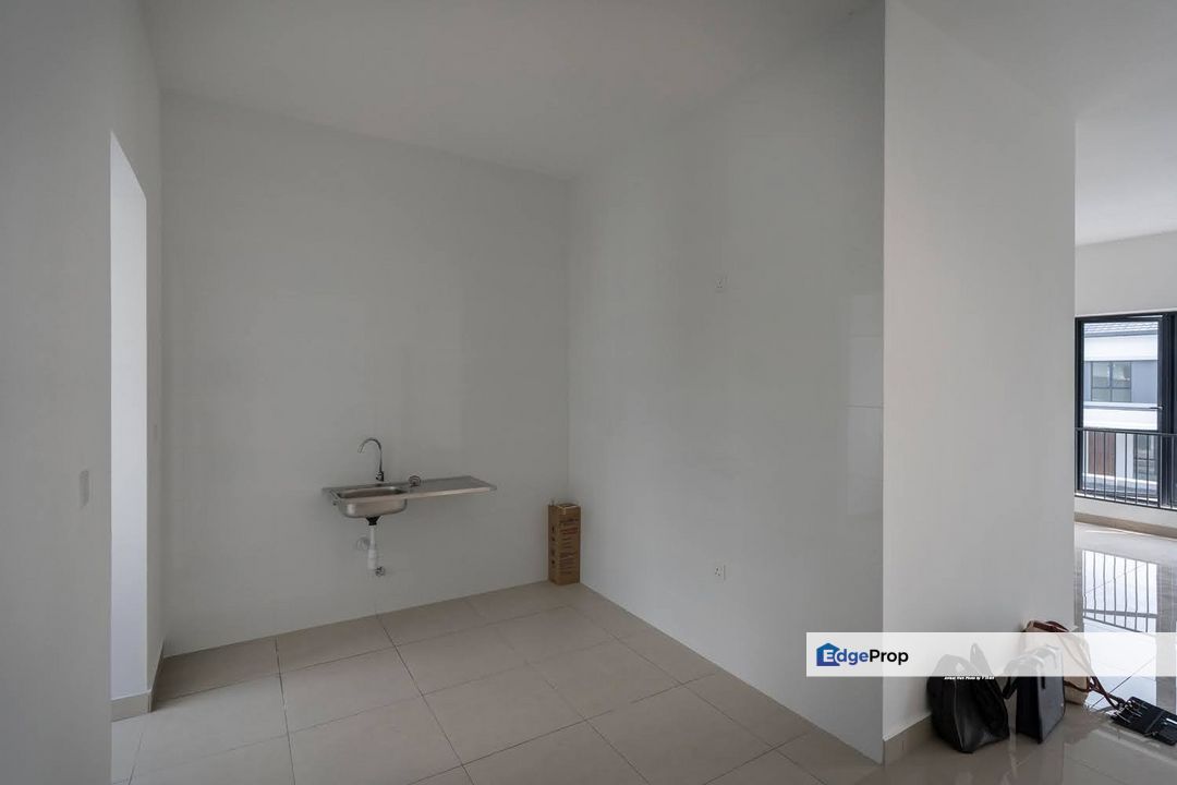 Ember @ Eco Ardence - Furnished Intermediate 1st Floor Co-Home to Let, Selangor, Shah Alam