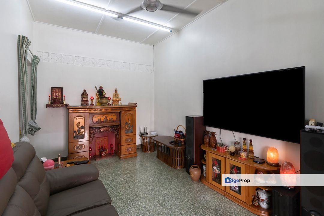 Taman Berkeley, Klang - 1-Storey Intermediate Terrace House for Sale, Selangor, Klang