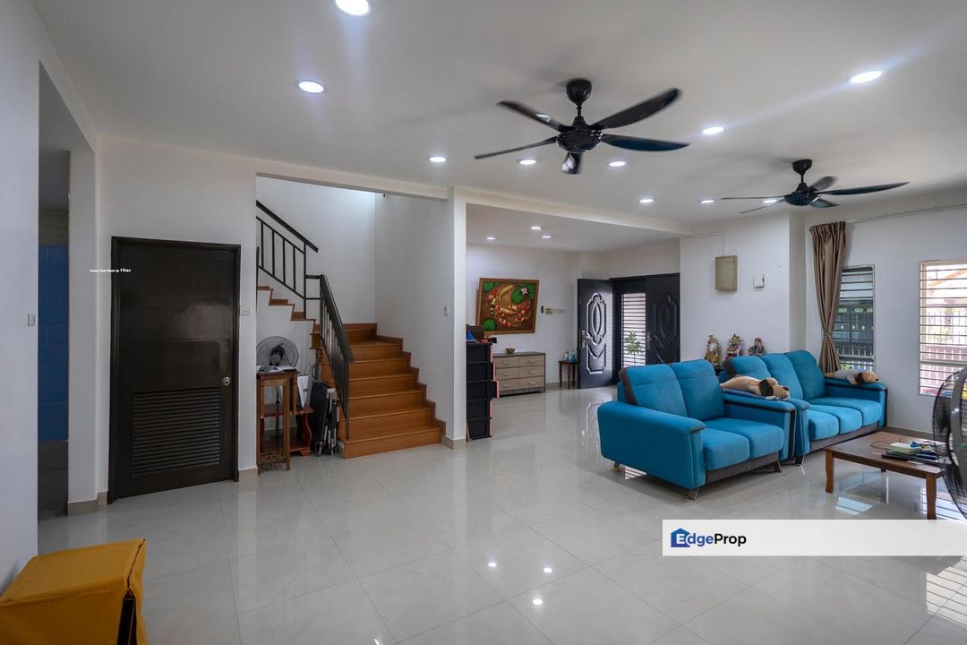 Taman Aman Perdana, Klang - Furnished Intermediate Semi-D for Sale, Selangor, Klang