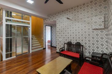 Duta Villa, Setia Alam