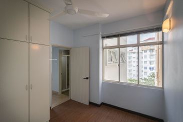 Bungaraya Kondominium, Saujana Subang