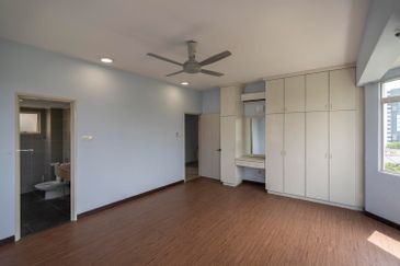 Bungaraya Kondominium, Saujana Subang