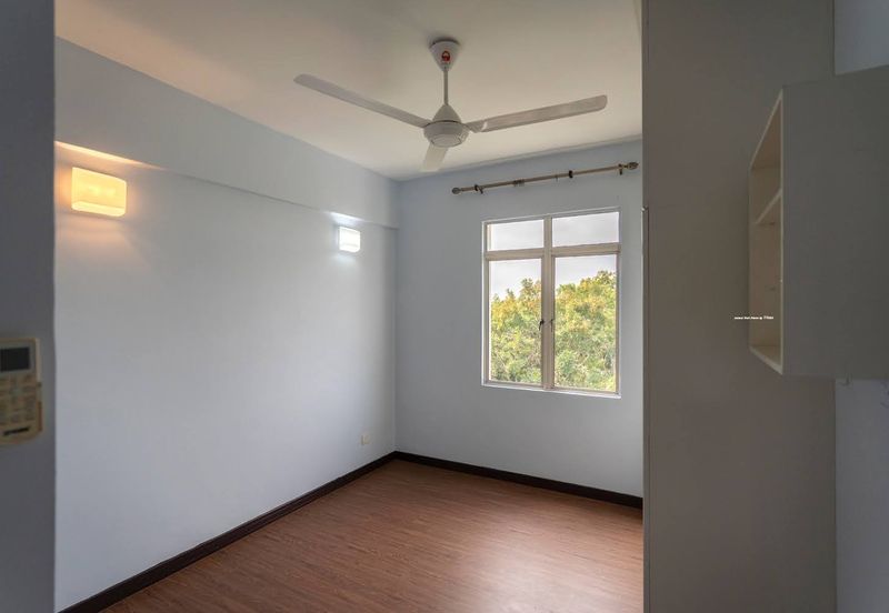 Bungaraya Kondominium, Saujana Subang