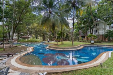 Bungaraya Kondominium, Saujana Subang