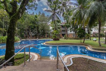 Bungaraya Kondominium, Saujana Subang