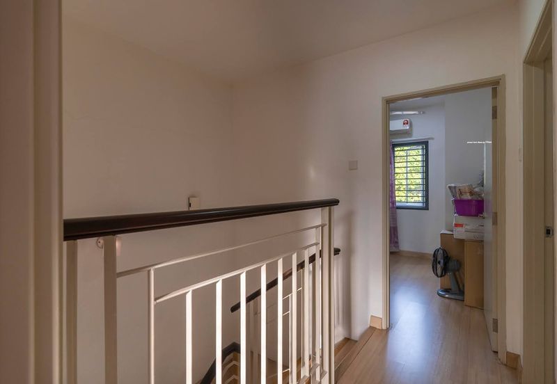 Saron @Bandar Bukit Raja