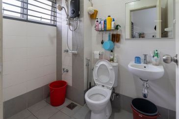 Saron @Bandar Bukit Raja