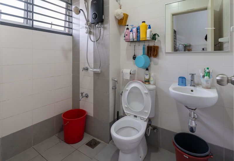 Saron @Bandar Bukit Raja