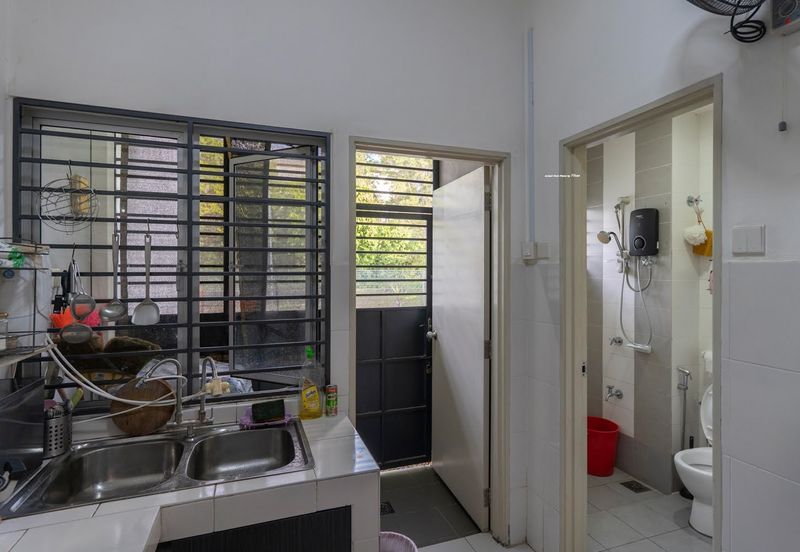 Saron @Bandar Bukit Raja