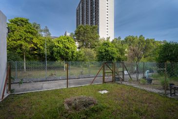 Saron @Bandar Bukit Raja