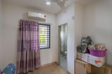 Saron @Bandar Bukit Raja