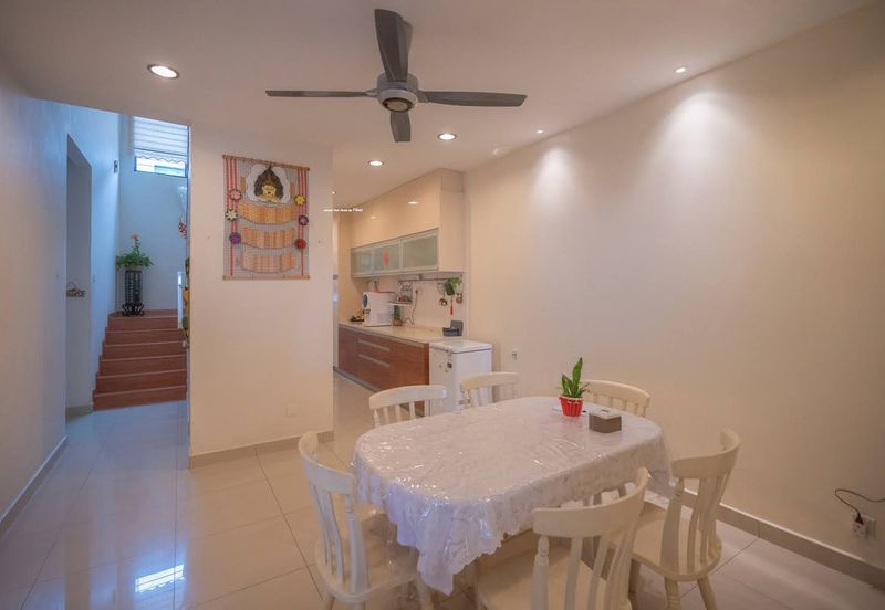 Avira @ Bandar Bukit Raja