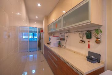 Avira @ Bandar Bukit Raja