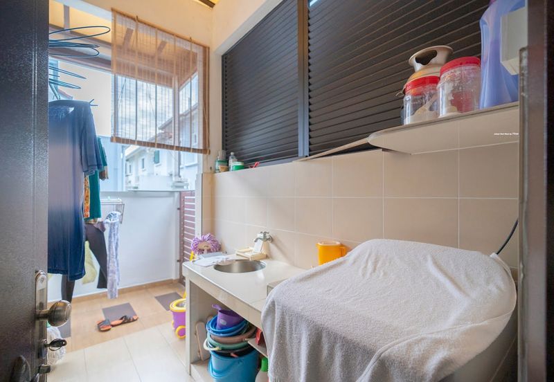 Avira @ Bandar Bukit Raja