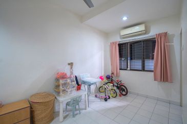 Avira @ Bandar Bukit Raja