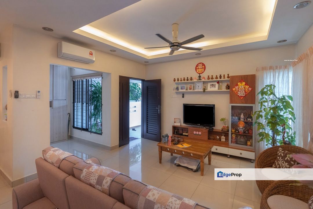 Avira, Bandar Bukit Raja - Furnished End-Lot Garden Terrace for Sale, Selangor, Bandar Bukit Raja