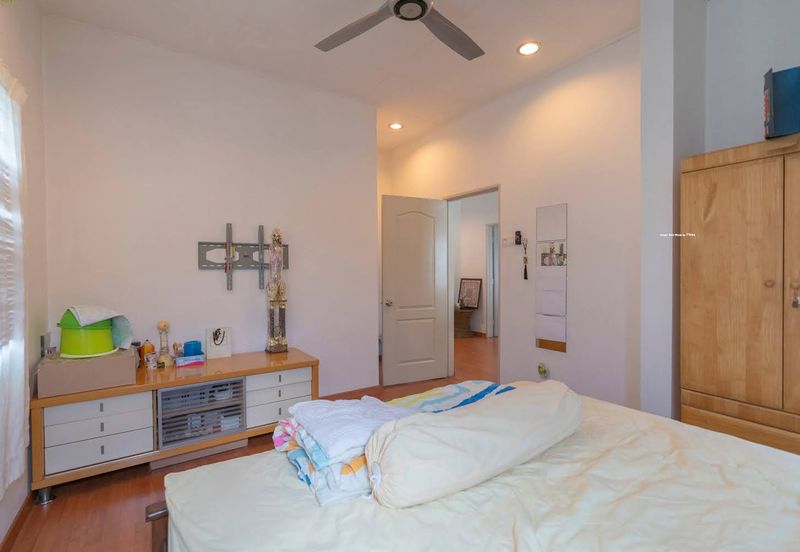 Avira @ Bandar Bukit Raja