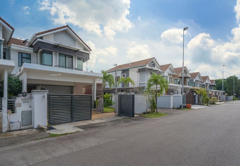 Avira @ Bandar Bukit Raja