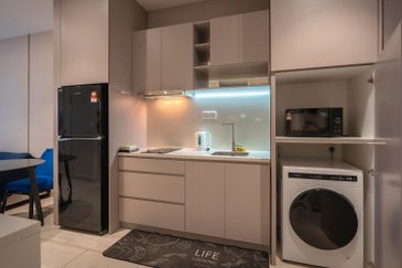 Hill10 Residence @ i-City