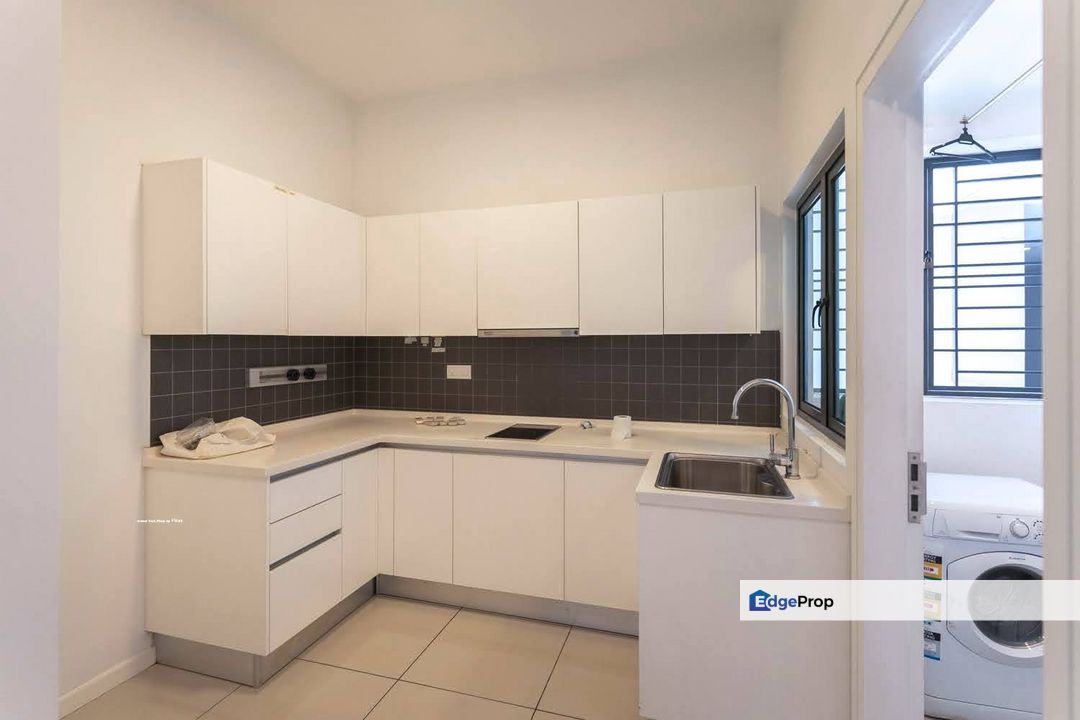 Urbana Residences, Ara Damansara - Semi-Furnished 3 Bedrooms Dual Key Unit for Sale, Selangor, Ara Damansara