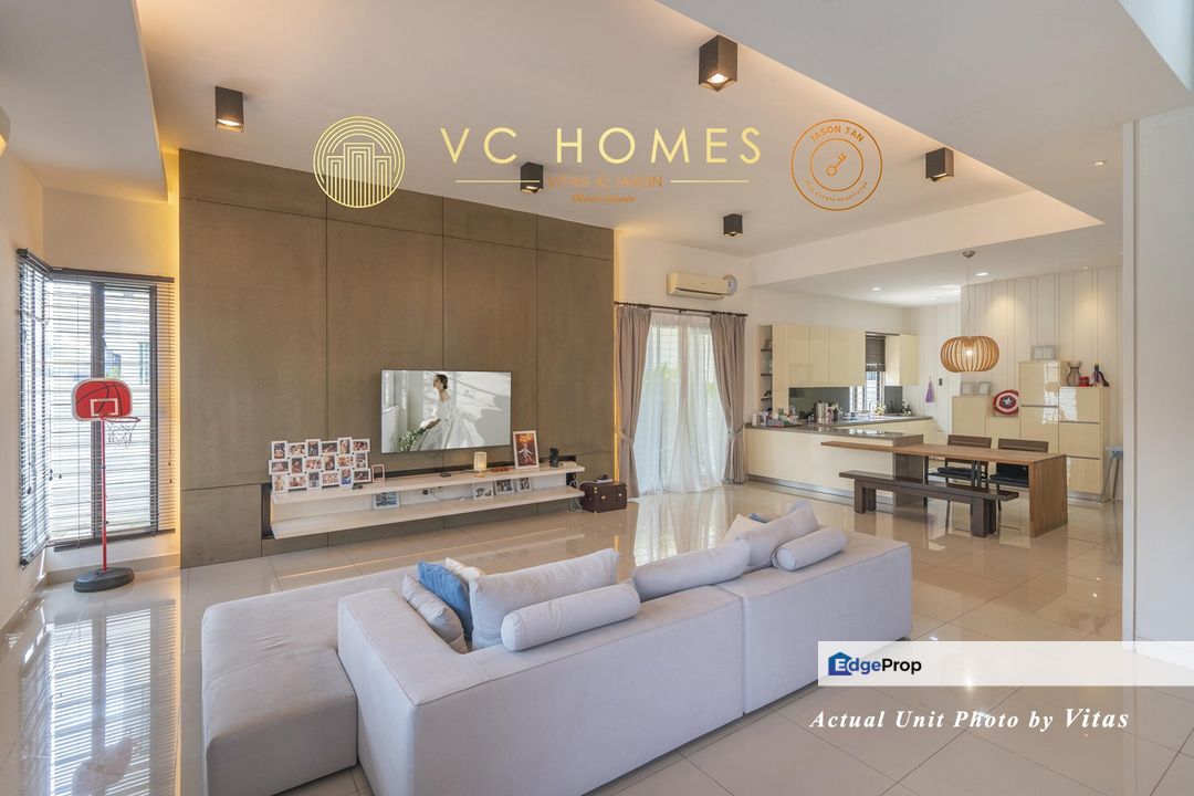 Taman Aman Perdana, Klang - Furnished 2-Storey End-Lot Bungalow for Sale, Selangor, Klang