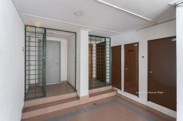 Spring & Summer Villa