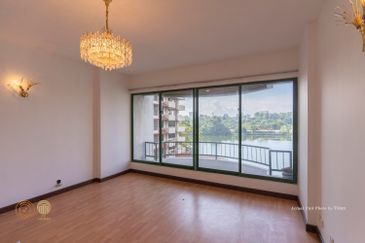 Spring & Summer Villa