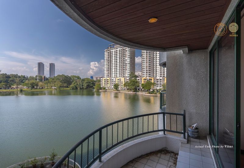 Spring & Summer Villa