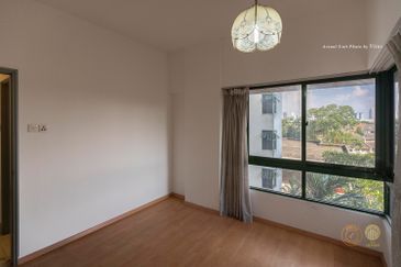 Spring & Summer Villa