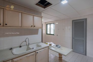 Spring & Summer Villa