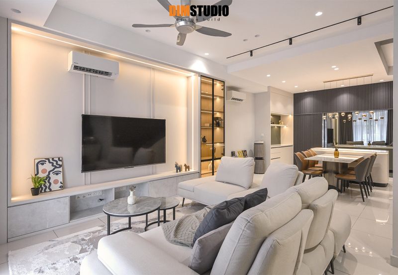 Ready Move In Unit !! OUG Freehold Fully Furnished Completed 2025 Q2