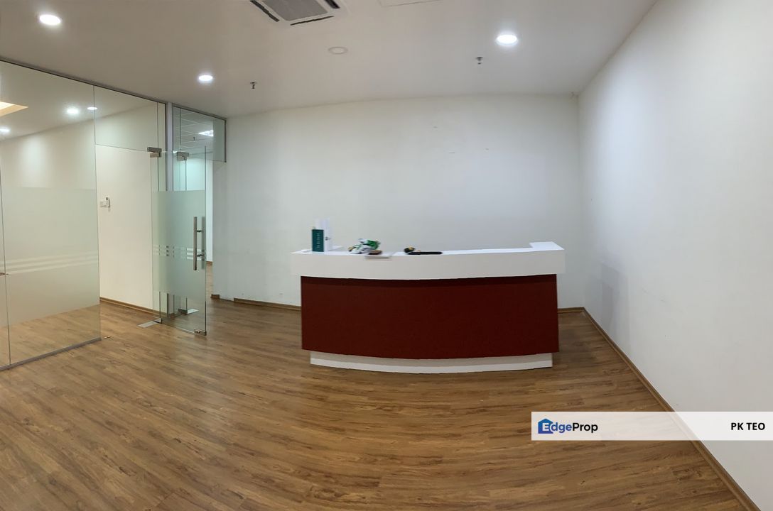 Renovated office suite at prime location in Bukit Indah, Johor, Bukit Indah
