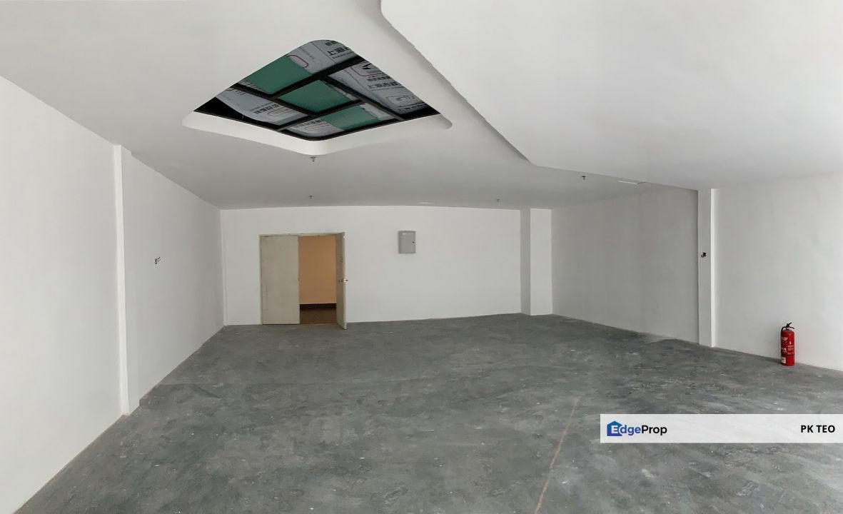 Indah Walk unfurnished office lot for rent, Johor, Bukit Indah