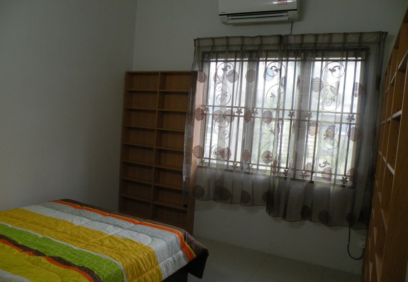 Taman Pengkalan Tiara