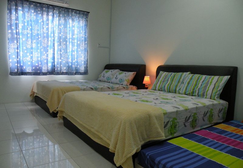 Taman Pengkalan Tiara