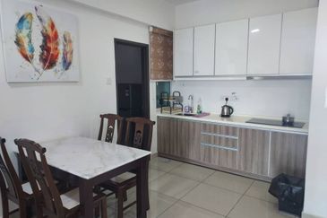 THE MAJESTIC (IMPERIAL & MAJESTIC)