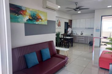 THE MAJESTIC (IMPERIAL & MAJESTIC)