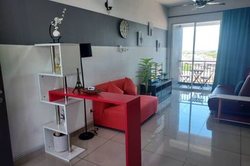 THE MAJESTIC (IMPERIAL & MAJESTIC)