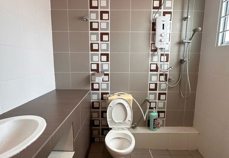 Ipoh Bandar Seri Botani Double Storey House For Sale-Move in condition anf Fully Furnished