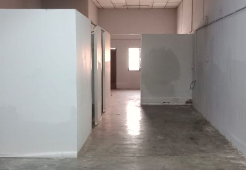 1.5 Storey Shop Lot For Sale in Silibin Ipoh