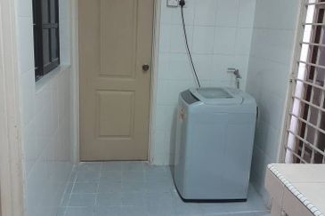 Double Storey House For Rent at Klebang Ipoh-Partially Furnished